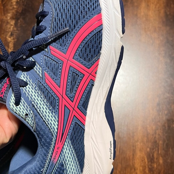 ASICS Gel-Contend 6 running shoe (blue and pink) GEL technology for cushioning. - Picture 3 of 16